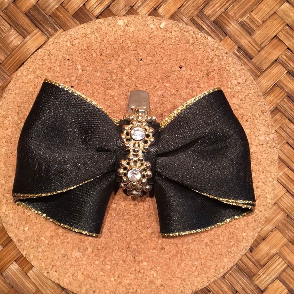 Black Satin Rhinestone Shoe Clips - Picture 2 of 4